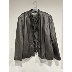 JONES NEW YORK‎ WOMANS LEATHER JACKET, Button Closure Size 12 Super Soft